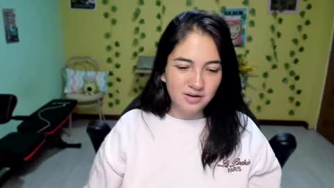 Snapshot of littleprety6969 chatting on May 16, 5:59 am Mia Wednesday to Sunday 730 am to 1030 am Colombian Hour D online show from May 16, 5:59 am