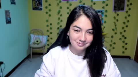 Snapshot of littleprety6969 chatting on May 23, 5:12 am Mia Wednesday to Sunday 730 am to 1030 am Colombian Hour D online show from May 23, 5:12 am
