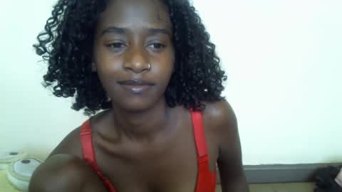 littlesandie online show from January 8, 9:21 am