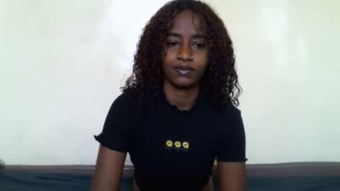 littlesandie online show from September 9, 6:46 am