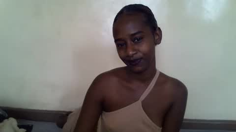 littlesandie online show from October 25, 5:26 am