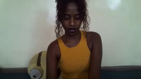 littlesandie online show from January 7, 5:54 am