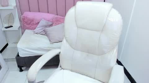  sofii  online show from September 25, 10:35 pm