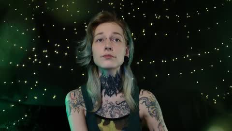 Snapshot of littlespacemouse chatting on January 19, 12:31 pm Niki free tg channel with some photos gifs and info about streams online show from January 19, 12:31 pm