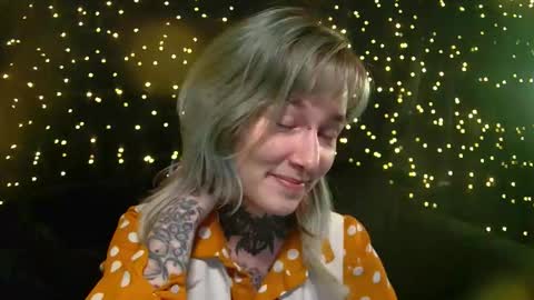 Snapshot of littlespacemouse chatting on February 6, 12:41 pm Niki free tg channel with some photos gifs and info about streams online show from February 6, 12:41 pm