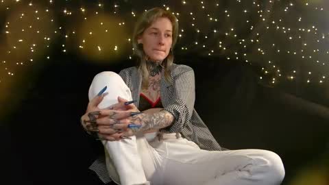 Snapshot of littlespacemouse chatting on February 8, 7:01 am Niki free tg channel with some photos gifs and info about streams online show from February 8, 7:01 am