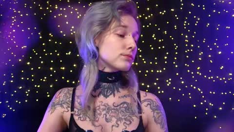 Snapshot of littlespacemouse chatting on February 11, 2:55 pm Niki free tg channel with some photos gifs and info about streams online show from February 11, 2:55 pm