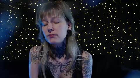 Snapshot of littlespacemouse chatting on March 2, 4:03 pm Niki free tg channel with some photos gifs and info about streams online show from March 2, 4:03 pm