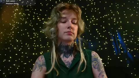 Niki  free tg channel with some photos gifs and info about streams  online show from May 3, 1:17 pm