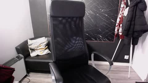 Viki online show from December 5, 9:17 am