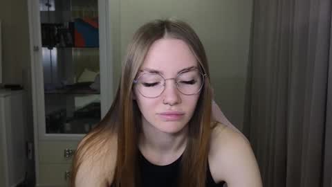 Eliana online show from December 10, 11:11 am