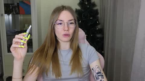 Eliana online show from December 21, 2:37 pm