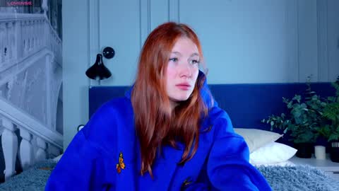 Liv 3 online show from December 13, 2:38 pm