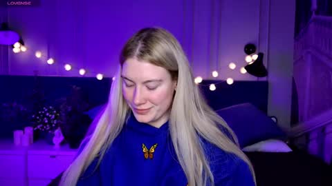 Liv 3 online show from March 2, 7:45 pm