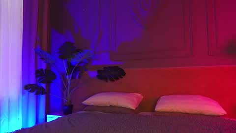 Liv 3 online show from September 19, 3:34 pm