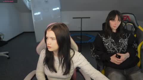 Sheryl online show from April 1, 10:27 am