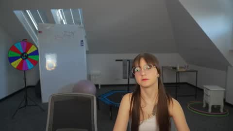 Sheryl online show from April 21, 10:10 am