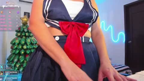 Snapshot of livfabi_ chatting on December 19, 8:44 pm Livfabi  online show from December 19, 8:44 pm