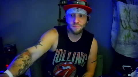 livingpuddle online show from September 17, 11:12 am