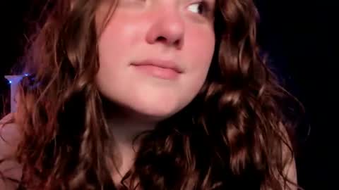 Snapshot of livinsubspace chatting on September 28, 6:57 pm Liv online show from September 28, 6:57 pm