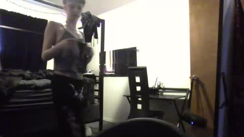 Liv Mirage online show from March 7, 7:44 pm