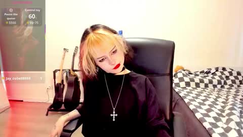 LIA online show from November 6, 12:06 pm