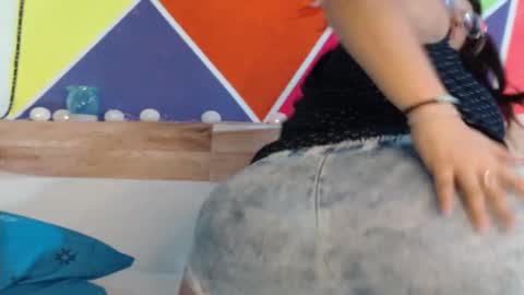 Snapshot of liz_603757 chatting on February 1, 5:18 am liz_603757 online show from February 1, 5:18 am