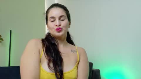 liz online show from January 12, 4:23 pm