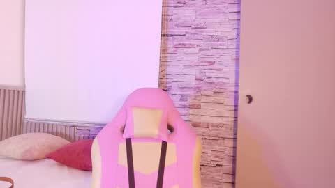 liz_monserrat online show from January 7, 7:27 pm