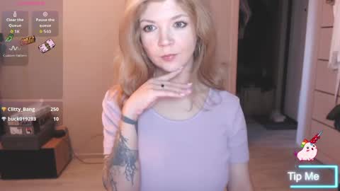 Liza Wet online show from April 17, 1:52 am