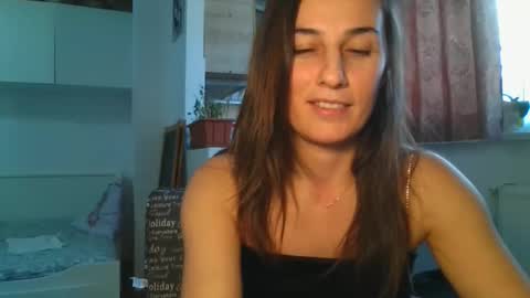 Snapshot of lizalish chatting on December 12, 10:45 am Liza online show from December 12, 10:45 am