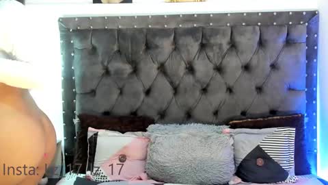 Snapshot of lizathomson_ chatting on January 14, 9:51 pm liza online show from January 14, 9:51 pm