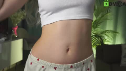 Snapshot of lizbethcoll chatting on January 9, 7:18 pm Sunnheart online show from January 9, 7:18 pm