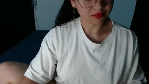 Snapshot of lizbodu chatting on February 18, 1:32 am Lizze Bodu 3 online show from February 18, 1:32 am