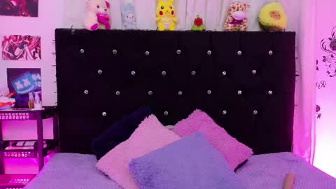 Lizz online show from September 10, 9:37 pm