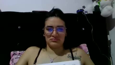 Snapshot of lizz_kinsley chatting on November 4, 3:49 am lizz kinsley online show from November 4, 3:49 am