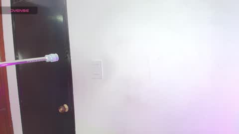 Snapshot of lizz_tender chatting on February 26, 12:25 pm Lizz online show from February 26, 12:25 pm