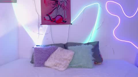 Snapshot of lizza_scott chatting on December 21, 11:56 pm Lizza Scott online show from December 21, 11:56 pm