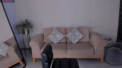 Lizzi  online show from January 28, 12:36 am