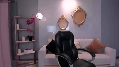 Lizzi  online show from September 15, 8:42 pm