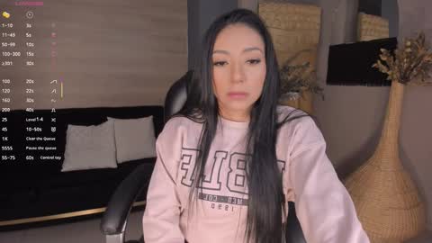 Lizzi  online show from September 25, 8:45 pm