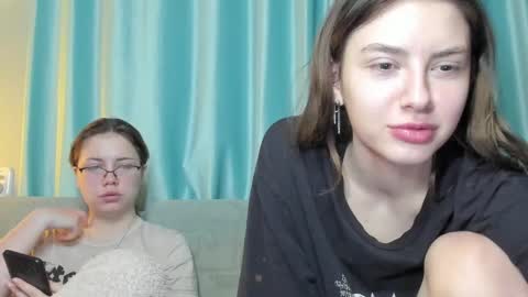 lizzi_muur online show from December 24, 5:44 pm