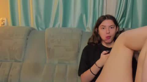 lizzi_muur online show from December 26, 5:30 pm