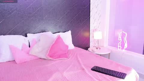 I am Lizz online show from January 15, 9:45 am