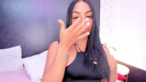 I am Lizz online show from May 31, 6:09 pm