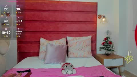 Snapshot of lizzy_joss chatting on November 25, 10:43 pm Lizzy Joss online show from November 25, 10:43 pm