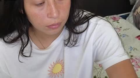 lizzy online show from April 16, 2:18 pm