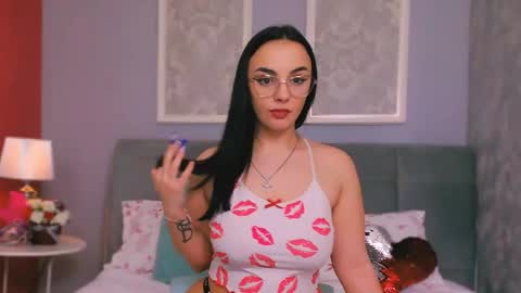 Lizzy online show from March 6, 11:34 pm