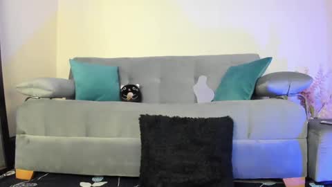 Elizabeth but call me Lizz  online show from October 13, 1:00 pm