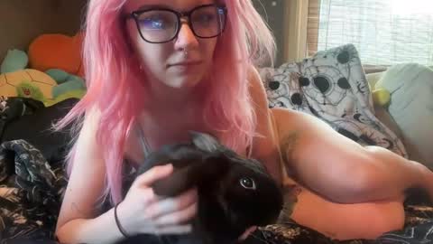 lizzybunny online show from March 3, 4:56 pm